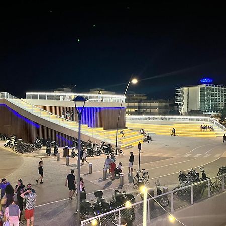 Hotel Columbia Frontemare Rimini Eksteriør bilde