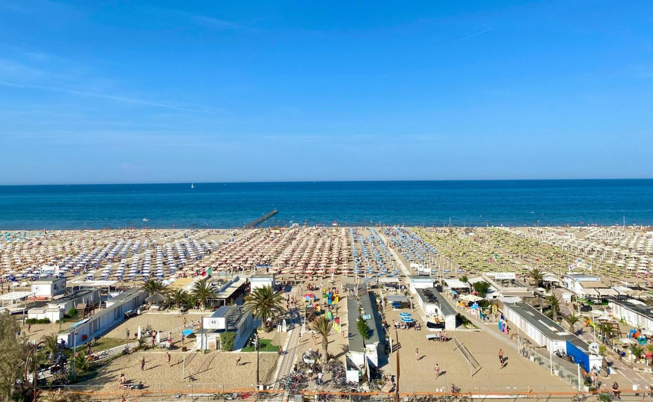 Hotel Columbia Frontemare Rimini Eksteriør bilde